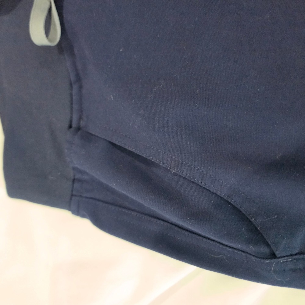 FIGS Yola Cargo Scrub Pants Women Small Navy Blue Excellent Straight Leg Multi-P - Picture 8 of 15